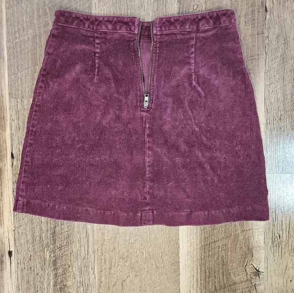 Forever 21 Skirt size small - Picture 3 of 4